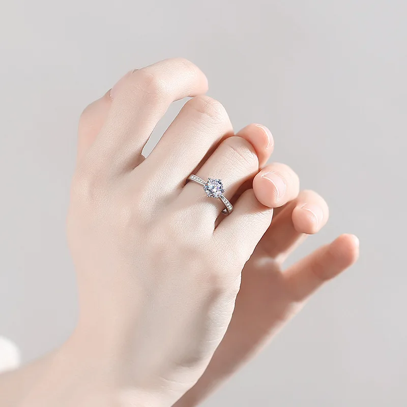 0.6/1ct/2ct Classic D Moissanite Ring S925 Sterling Silver Six Claw Moissanite Wedding Engagement Ring