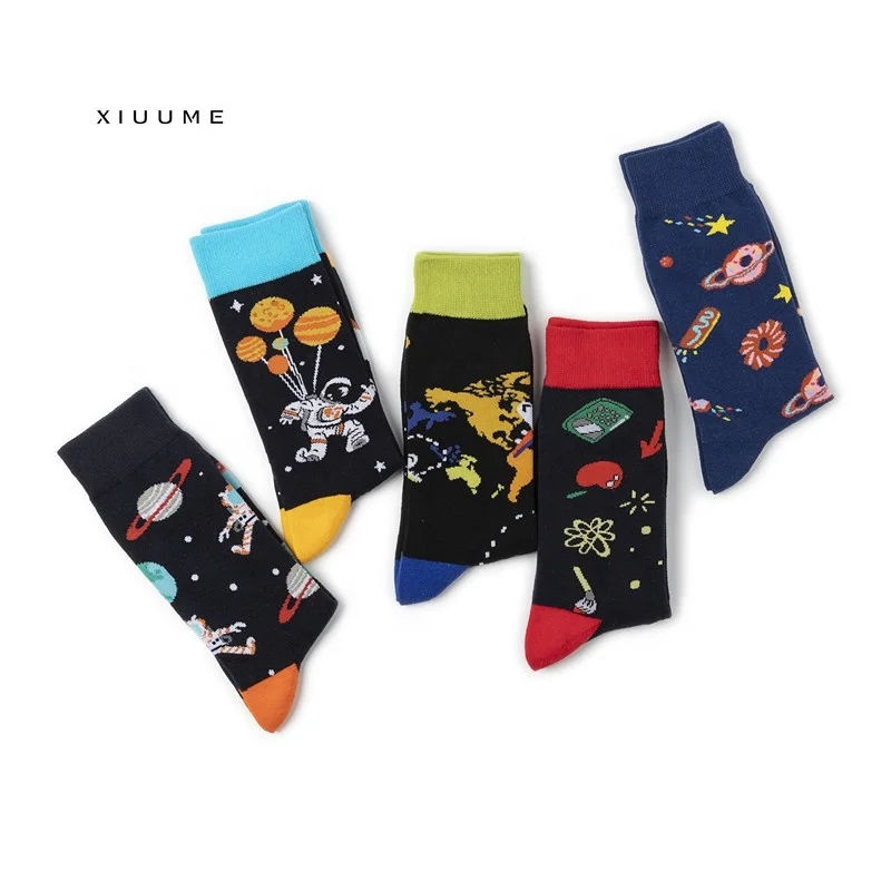 
Wholesale manufacture fashion cartoon designs cotton colorful tube happy socks men 