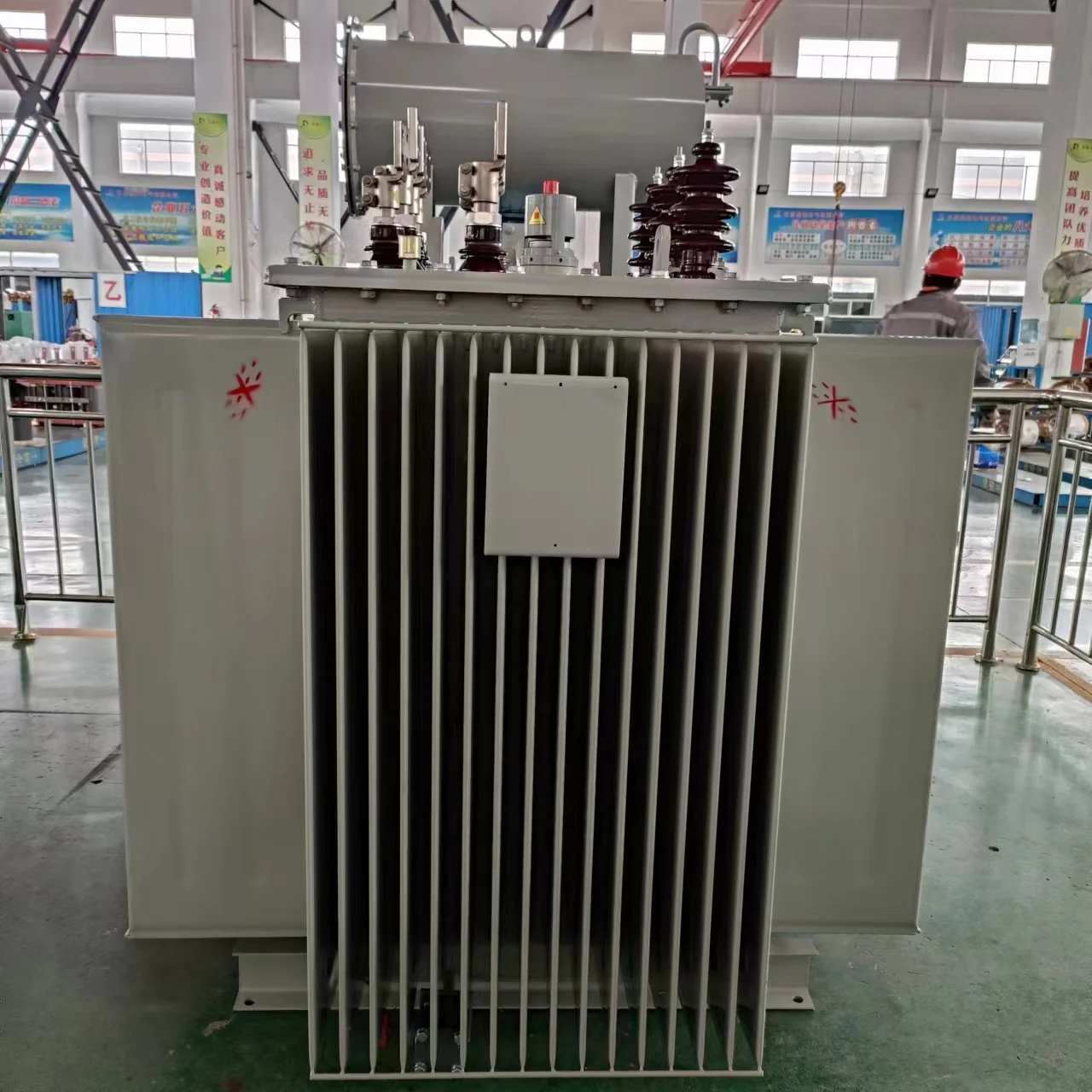 Copper Winding S11 1500KVA 6kV/10kV/11kV 0.4kV Customized Three Phase Oil Immersed Power Transformer