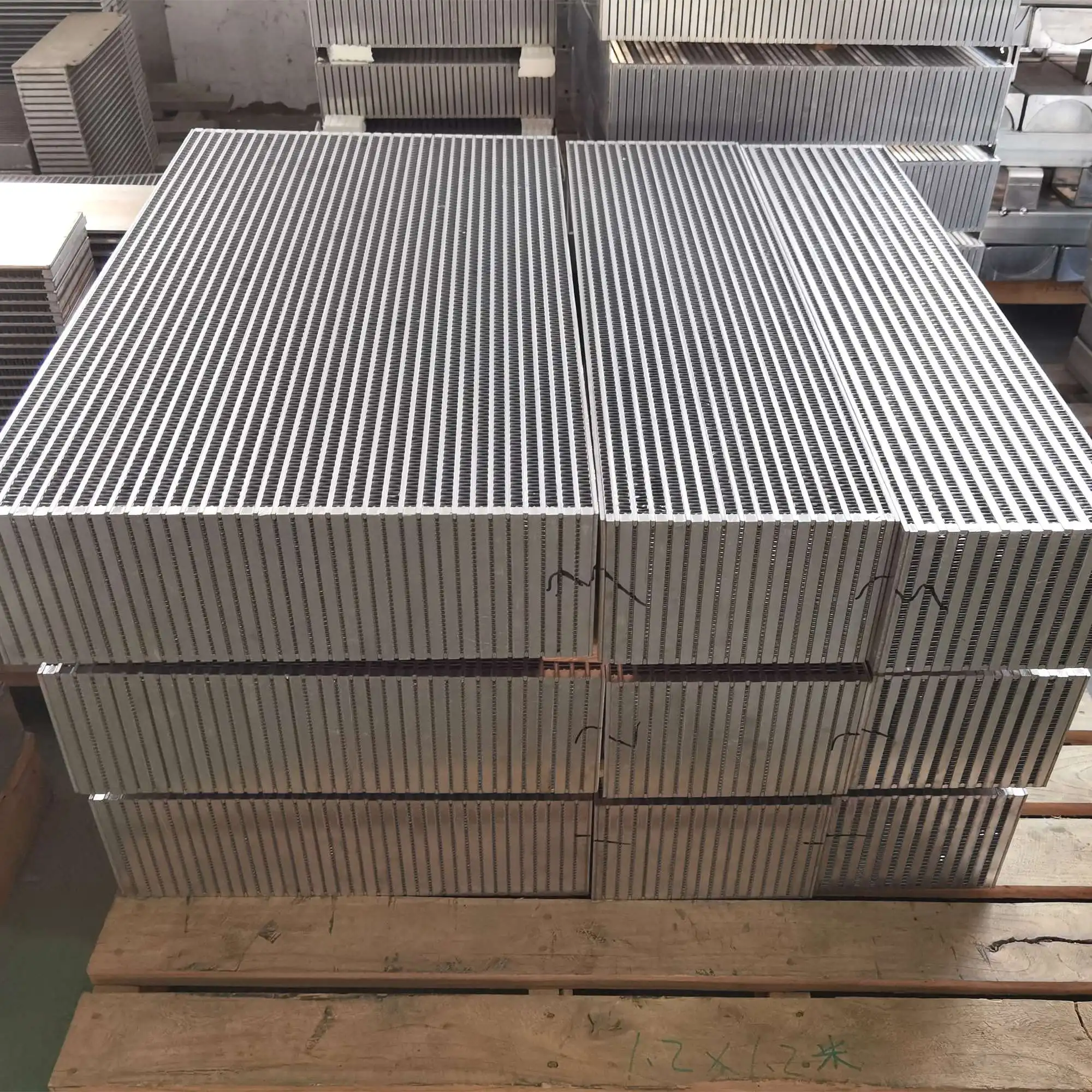 China Factory Supply Aluminum Plate-fin Heat Exchanger Core Oil Cooler Cores