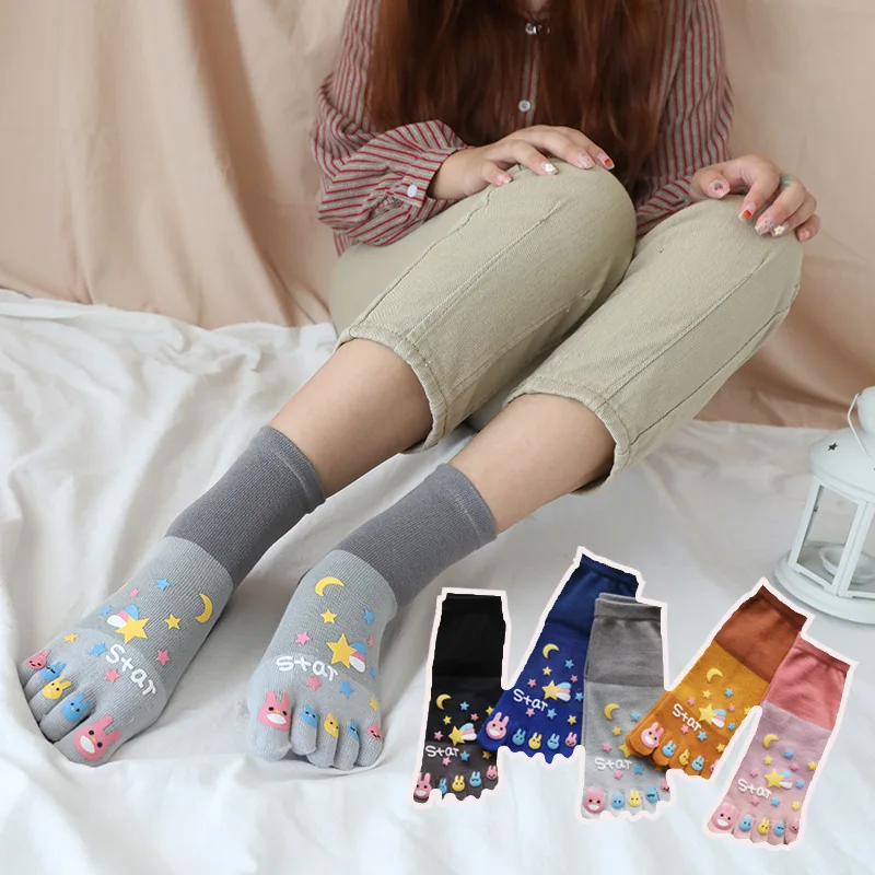 High Quality Wholesale Spring Summer Cotton Ladies  Crew Length Foot Fingers Five Toes Socks