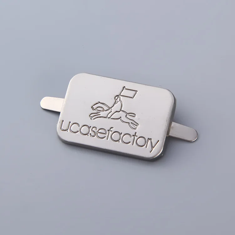 Polished Zinc Alloy Car Badge UV Printed Metal Label with Brand Logo for Business Gifts Model Number