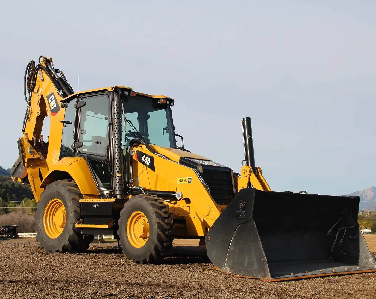 1Ton Manufacturer Mini Loader 4WD Tractor with Front End Loader and Backhoe small Yellow Long life Power ISO