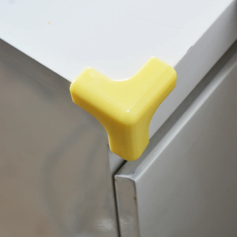 Fast Delivery Hot Sales Corner Edge Protector Baby Proofing Silicone Plastic Corner Protector