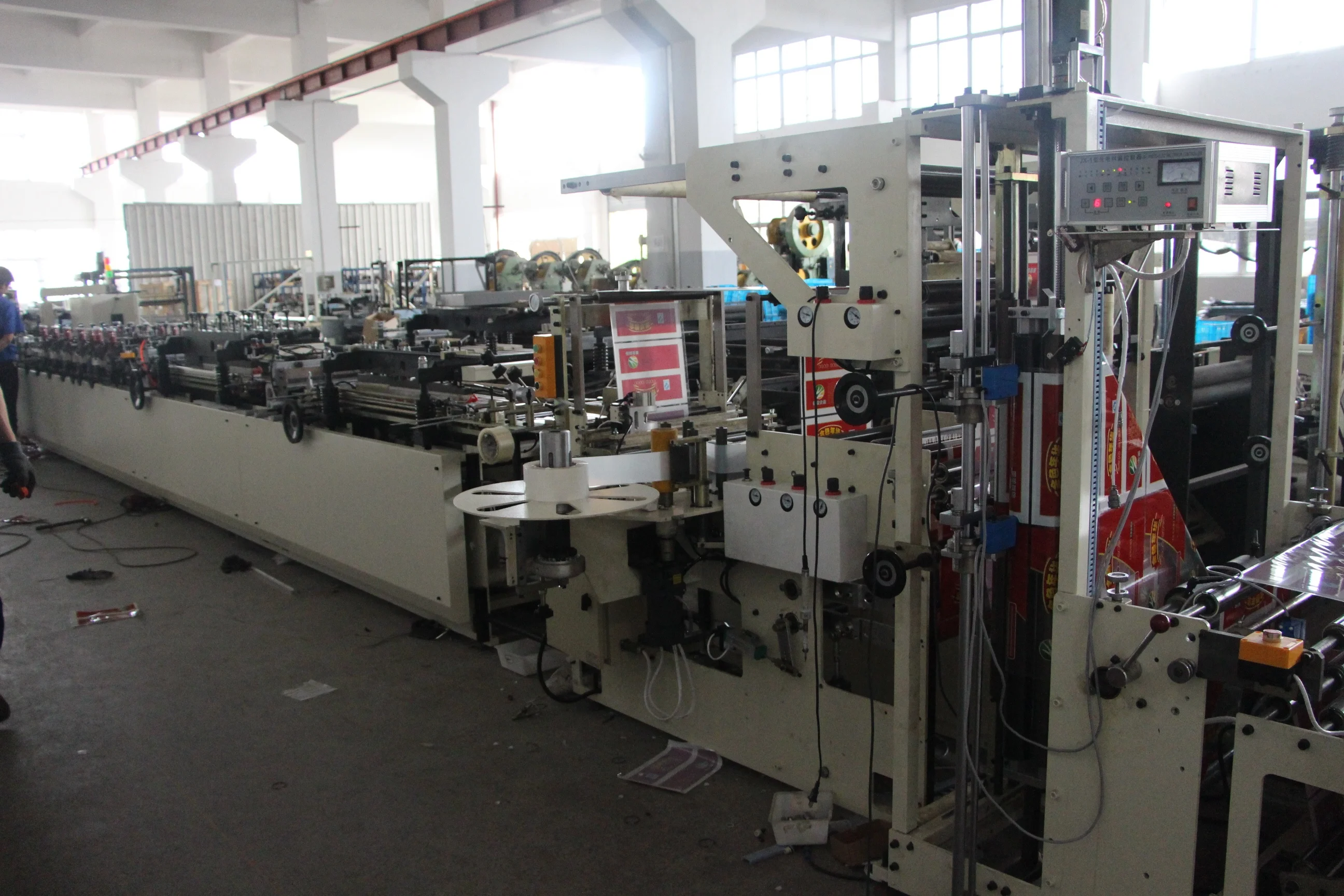 Automatic medical sterilization pouch making machine