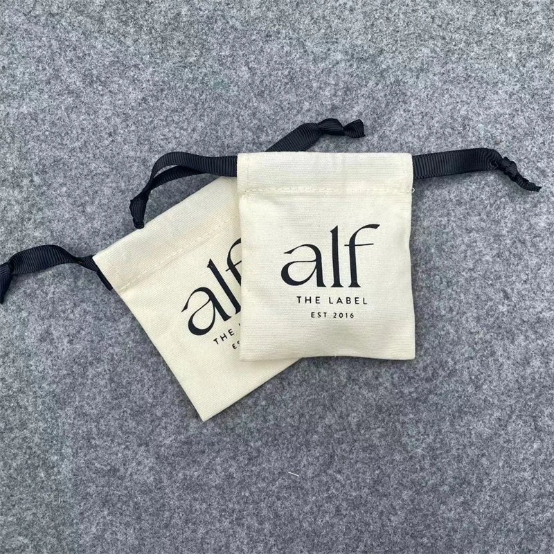 Custom logo Microfiber Velvet Jewellery Gift Jewelry Pouch with logo Custom Small Jewlery Bag for Earrings