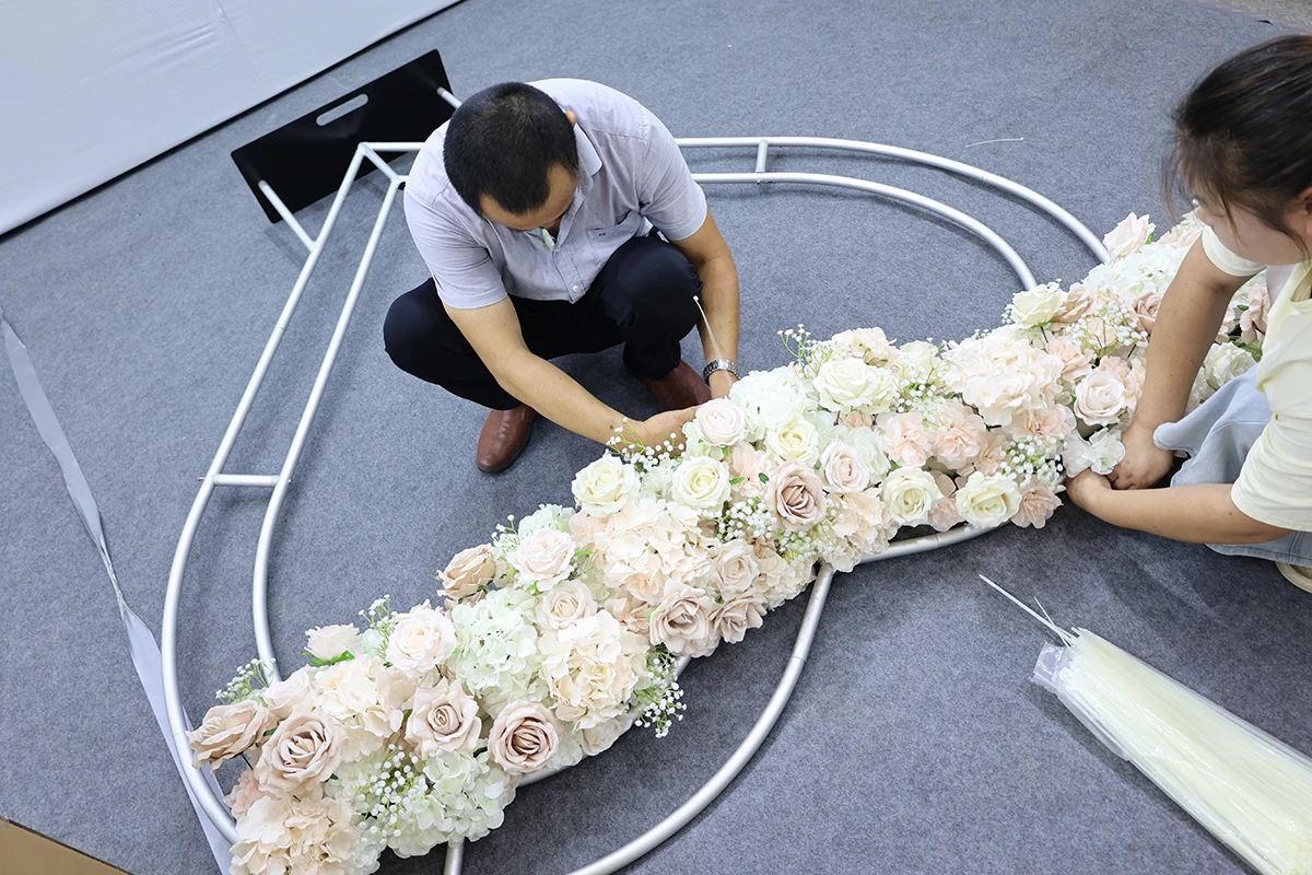 Bespoke Artificial Decorative Flower Arrangement Reception Heart Gate Stage Backdrop Frame Arch Stand
