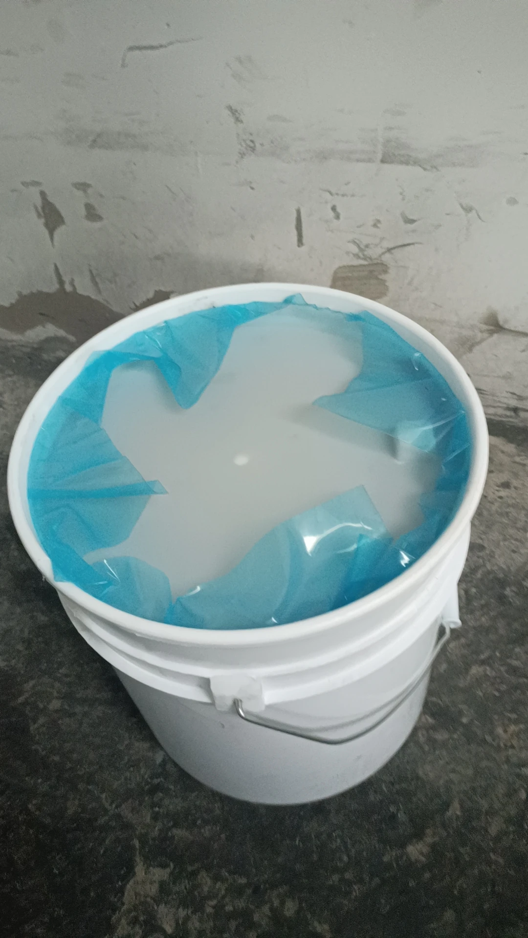 Двухкомпонентный силиконовый герметик 190L + 19L клей в большой бочке