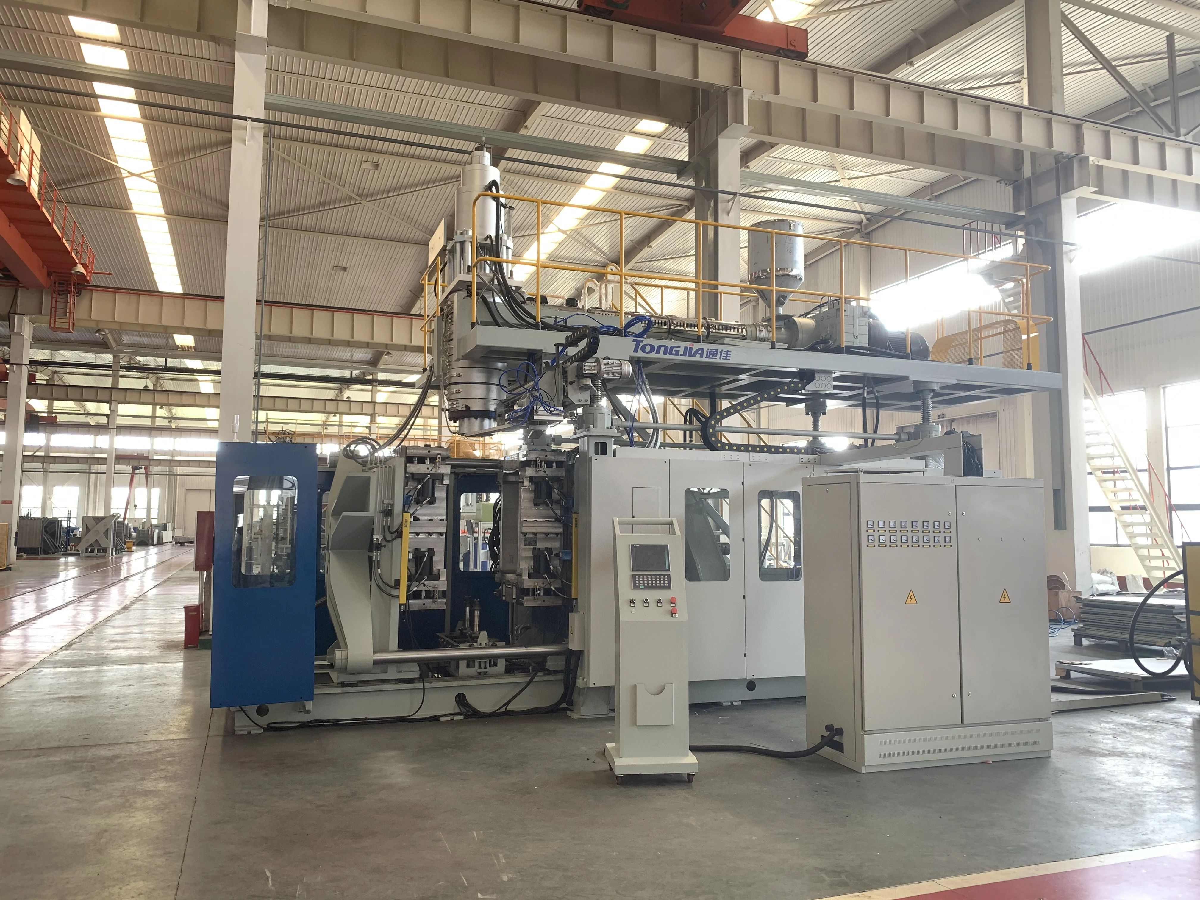 Tongjia  Plastic Drum Water Tank blow molding machine Chemical Drum making machine