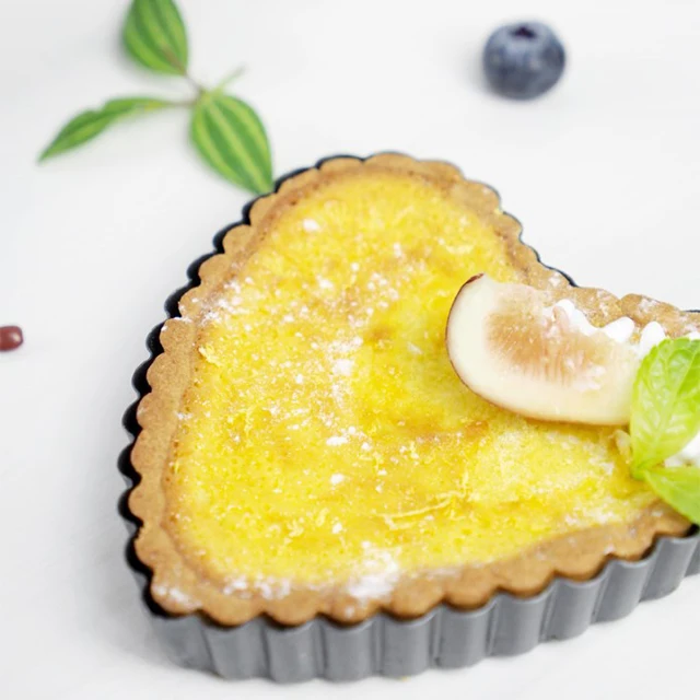 MJ Cake tools non stick coating heart baking dish removable loose bottom 4 inch pie egg tart pan