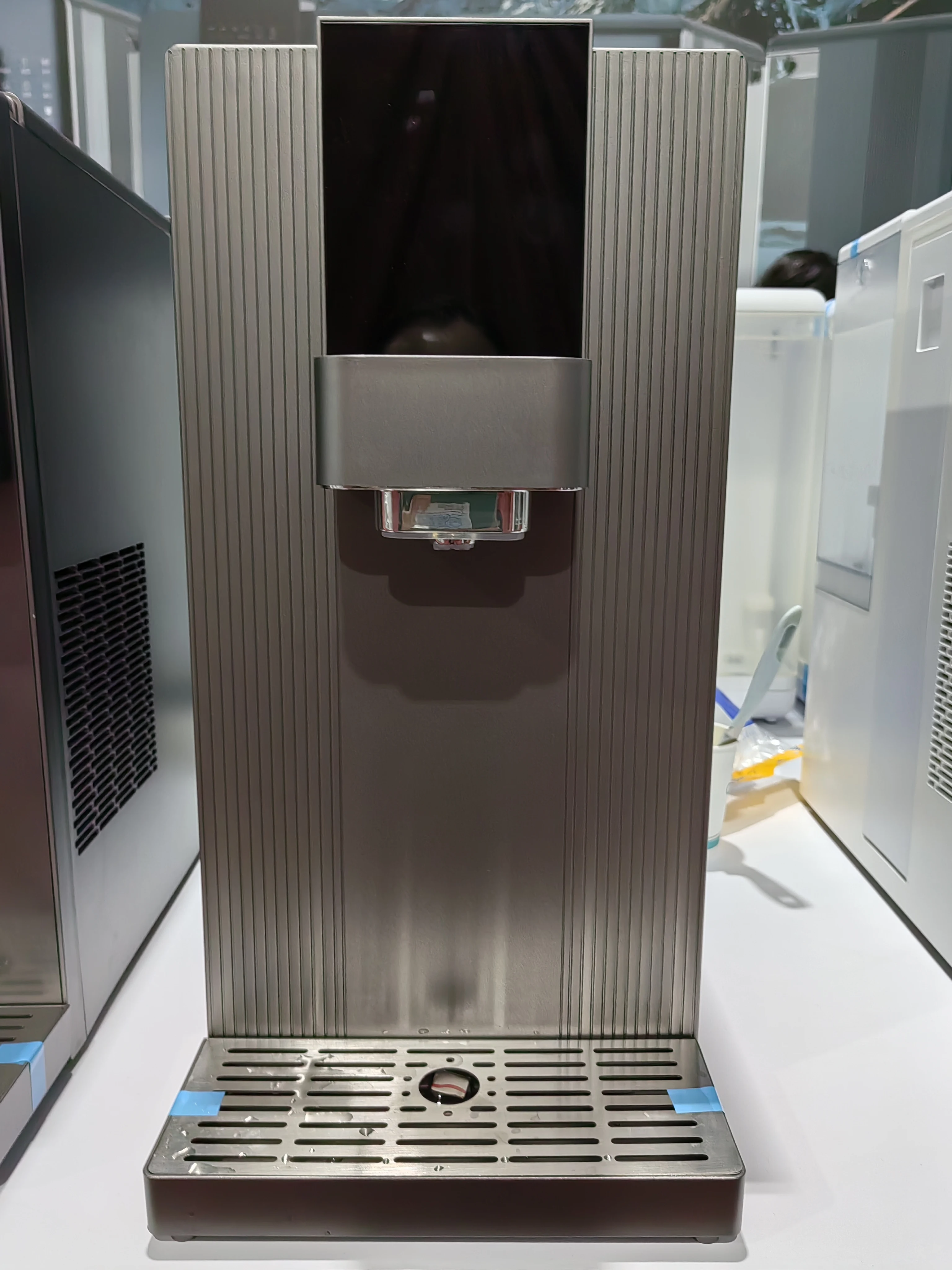 Compressor Cooling Desktop Water Cooler With Ro System Hot And Cold Water Dispenser Purifier