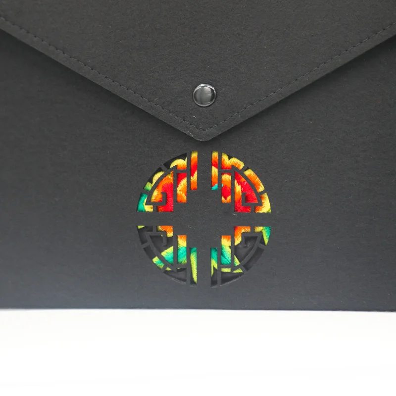 
2021 Wholesale New Design Chinese Style High Quality File Folder Hand Embroidery With Expanding Folder 