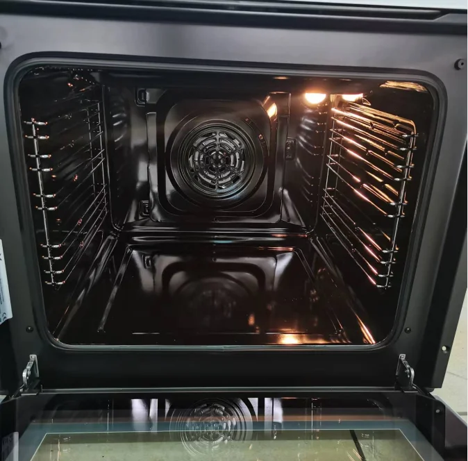 Manufacturer-Built 74L 60cm Electric Single Wall Oven for Home Use Gas-Powered Convection Oven Class a Energy Efficient Hotels