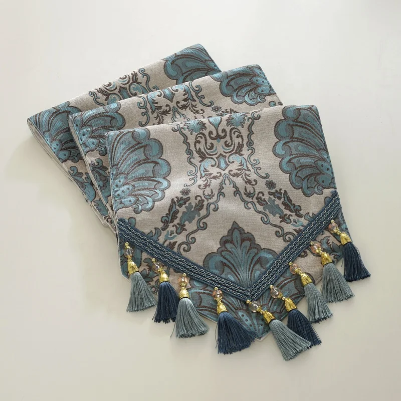 
wholesale luxury European style chenille jacquard balls decorative table runner for home hotel bed banquet wedding 