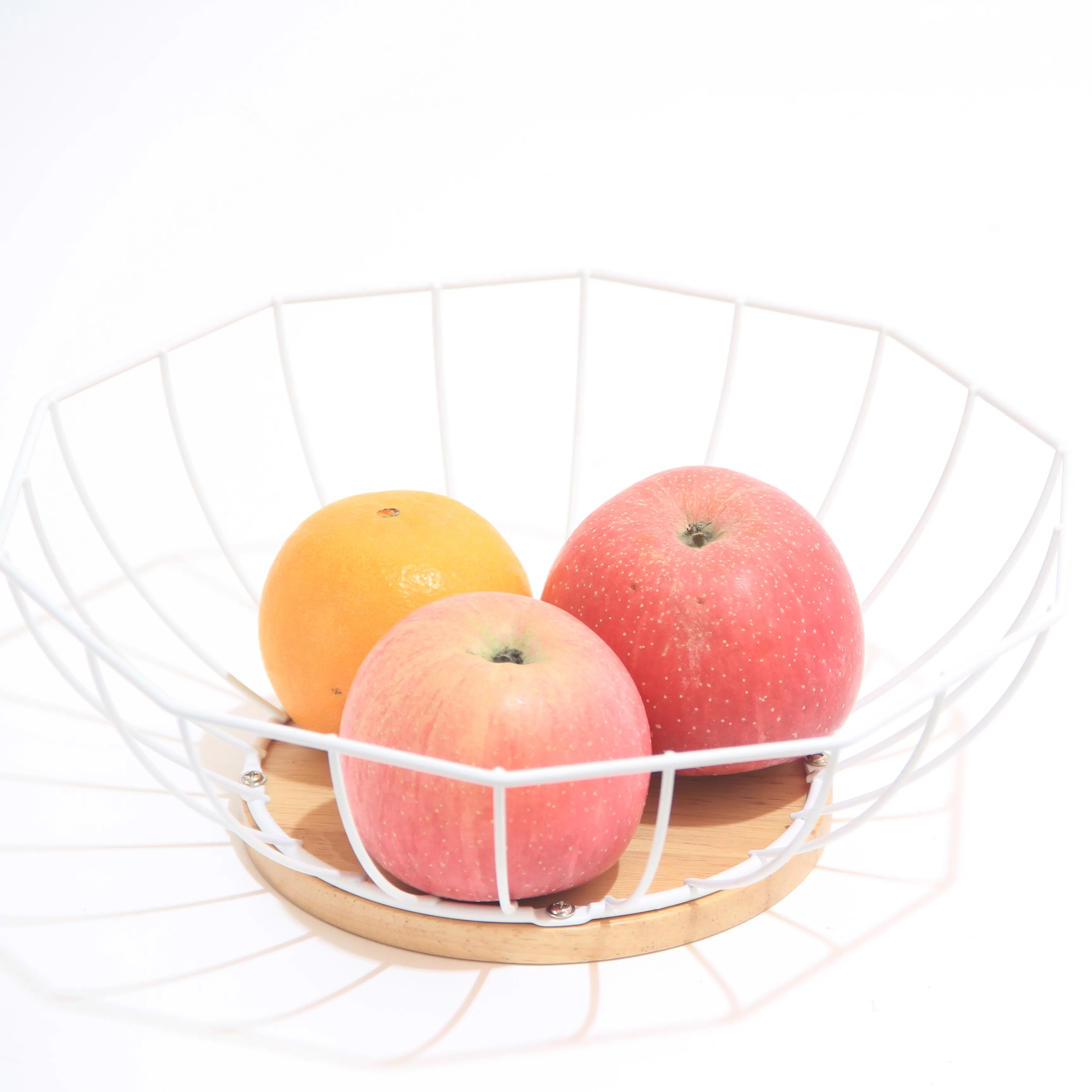 Round Iron Metal Mesh Wire Fruit Vegetable Basket With Wood On The Bottom kitchen organizer