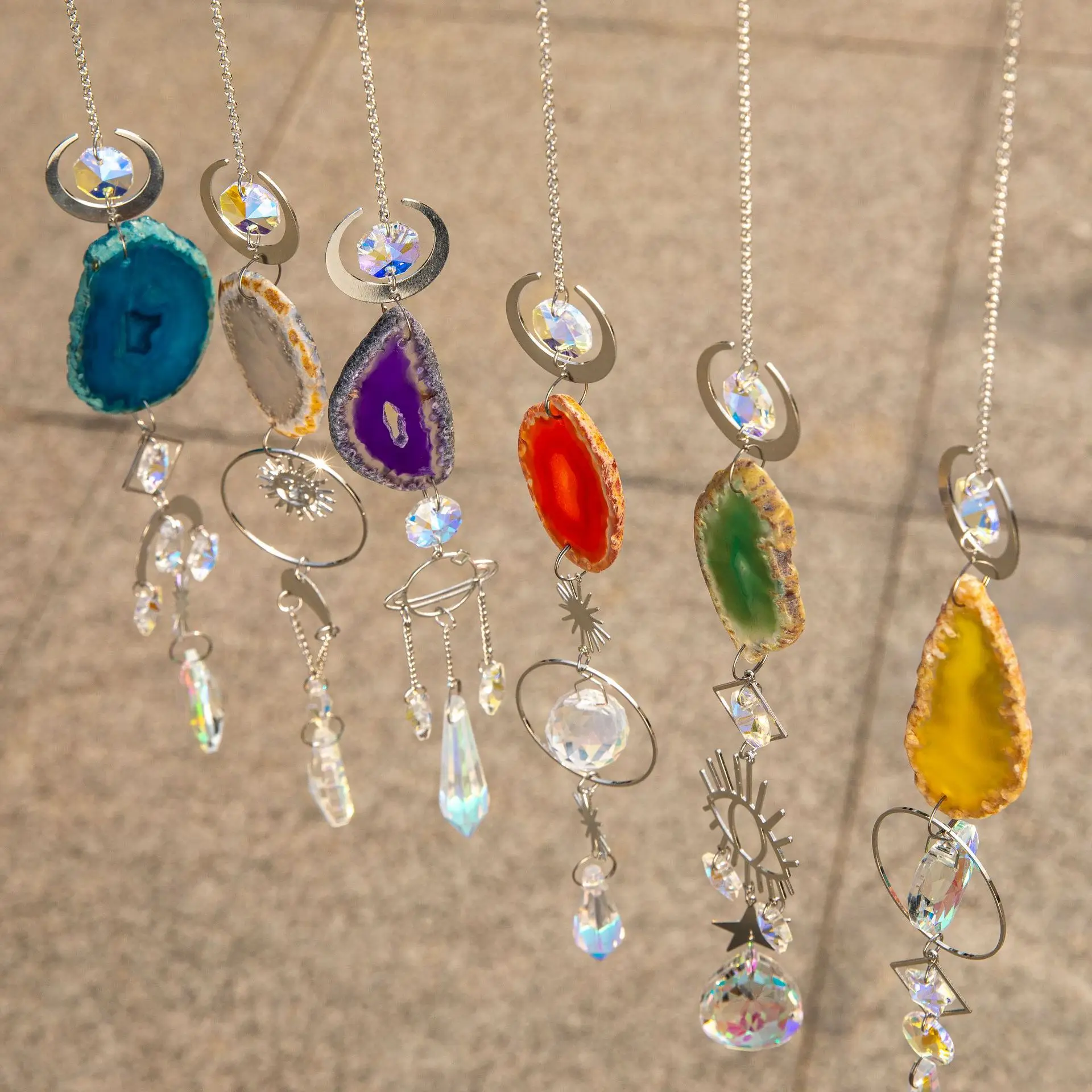 Suncatcher with Chain Pendant Ornaments Hanging Crystals Prism Rainbow Maker for Windows Indoor Outdoor Car Mirror Garden Decor