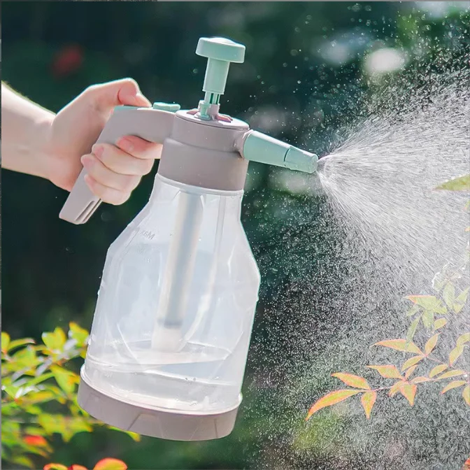 Large capacity gardening household pneumatic automatic air release valve spray bottle pot disinfection spray watering can