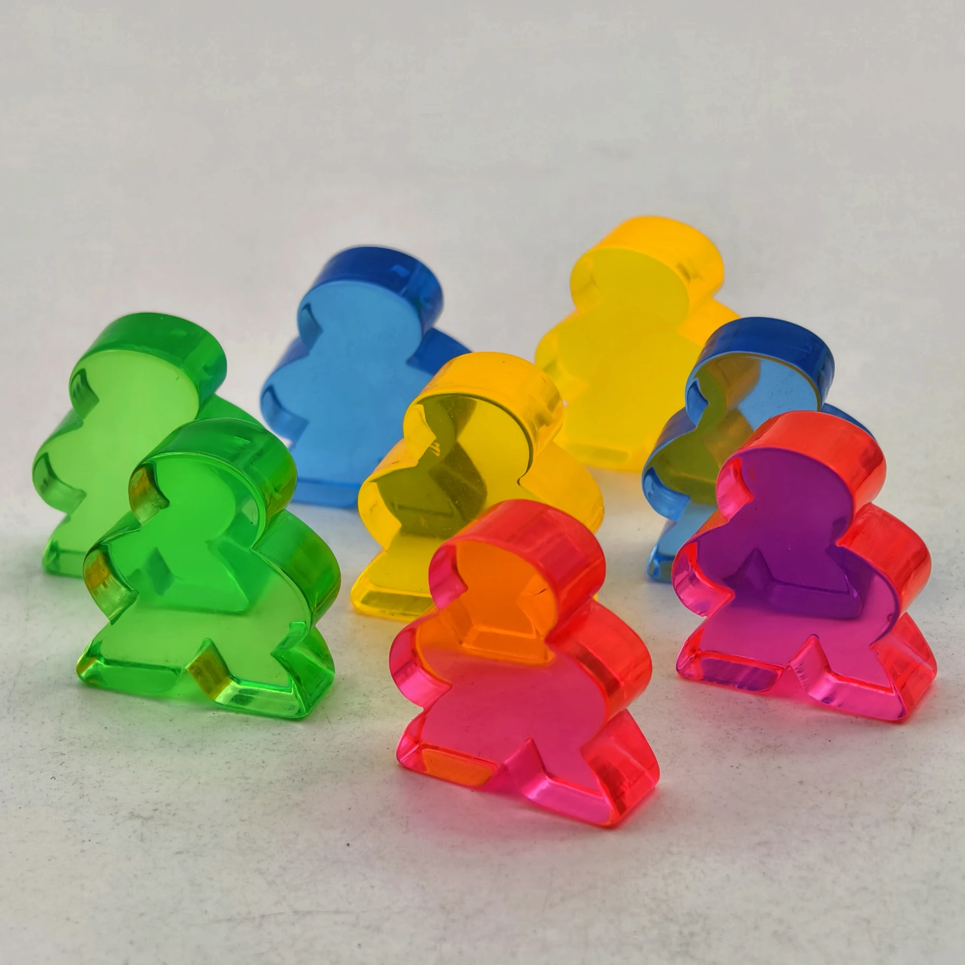 factory customized high quality low moq table games chess pieces acrylic resin transparent multi size various shapes checkers