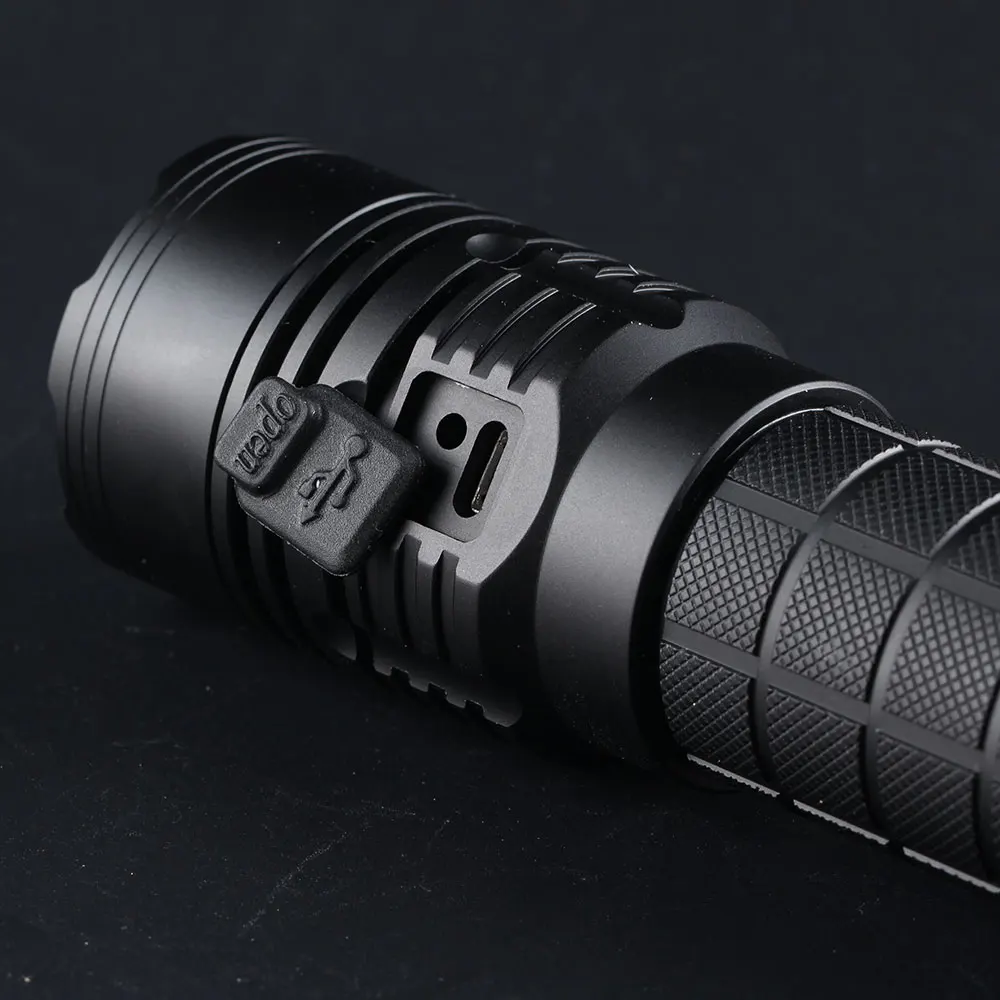
Convoy M4U Flashlight with 7135x8 Cree xpl hi LED Beads in Micro USB Charging 