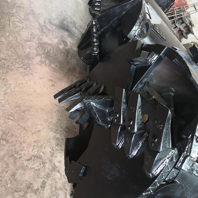 
Hard rock stratum drilling bucket 