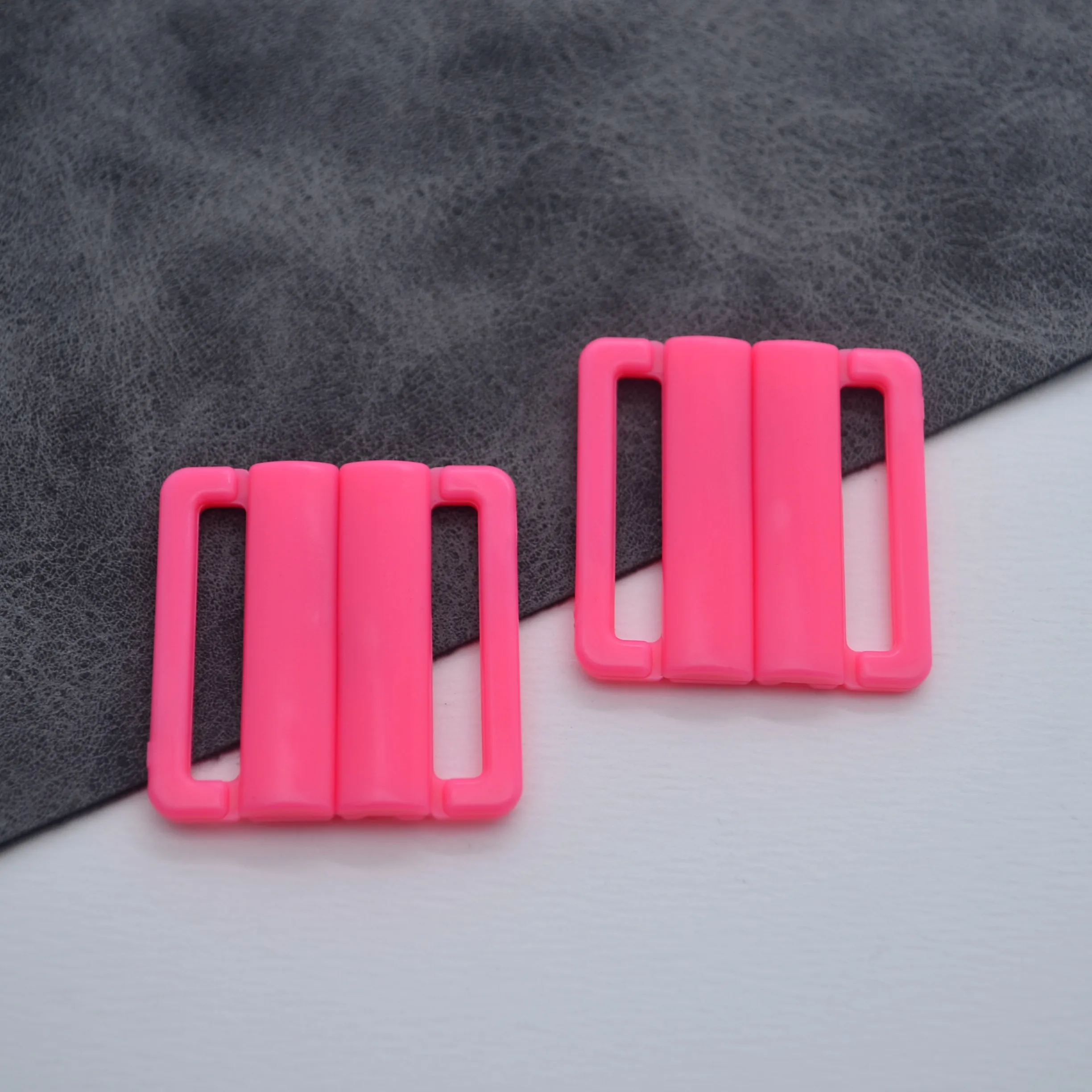 Customized Design Plastic Clasp Ring Sliders Swimwear Bikini Bra Front Claps Accessories