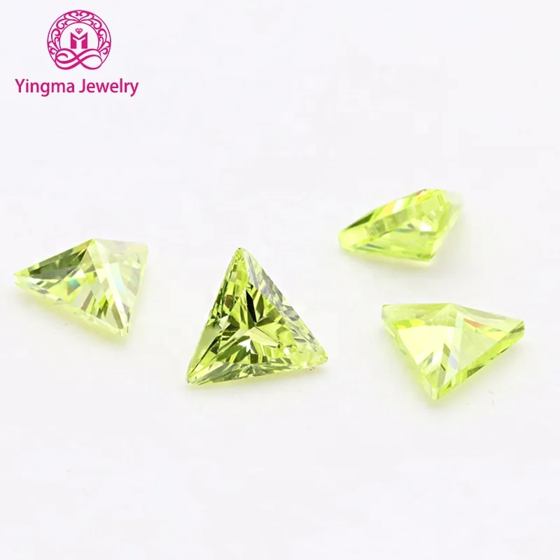 Manufacturer price synthetic cz zircon 4*4 mm to 10*10 mm special apple green color triangle cut loose cubic zirconia gems stone