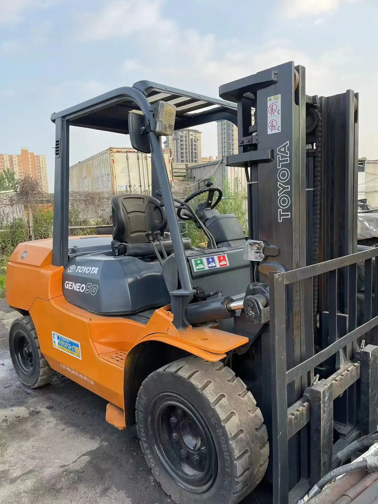Used or new Toyota 50 Forklifts 5 Ton Diesel forklift with Clamp Side Shift Moving Left and Right Diesel Toyota 50 Forklift