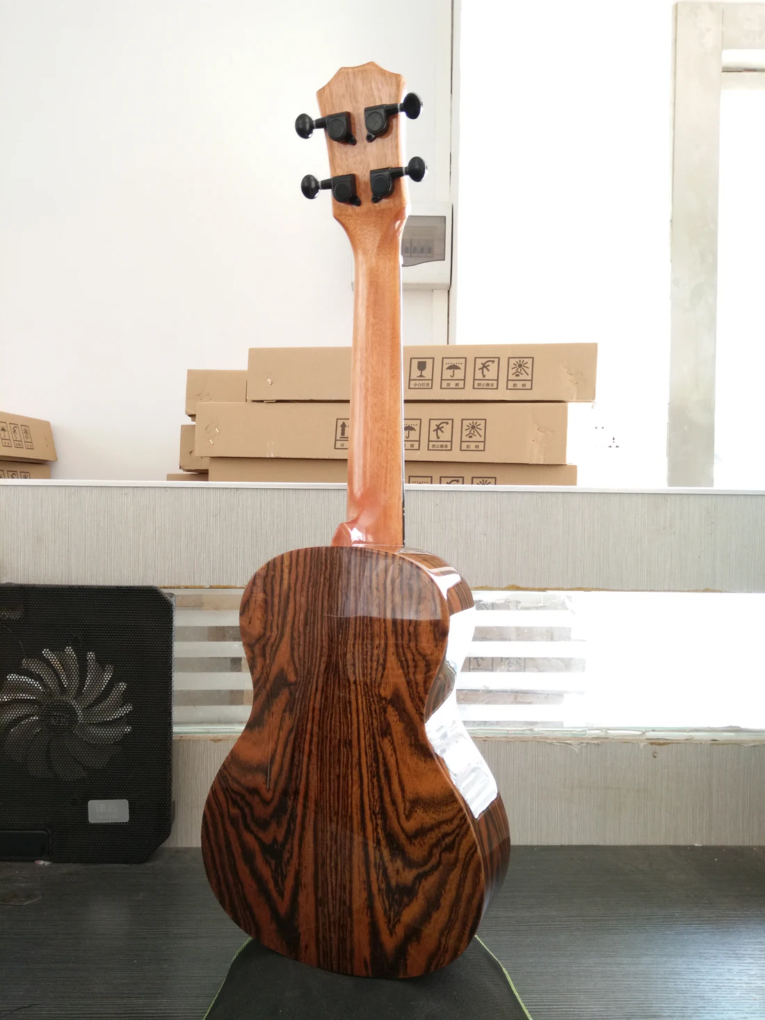 23 Inch Full Color Colored Butterfly Wood Wholesale Acoustic Ukulele Best Rosewood Acoustic Ukulele