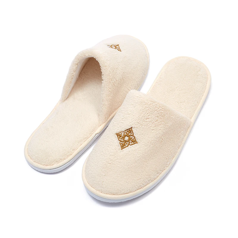 Cheap Wholesale Luxury Slippers For Hotel Room Cheap Disposable Unisex Slippers Custom With Logo For Spa And Bath
