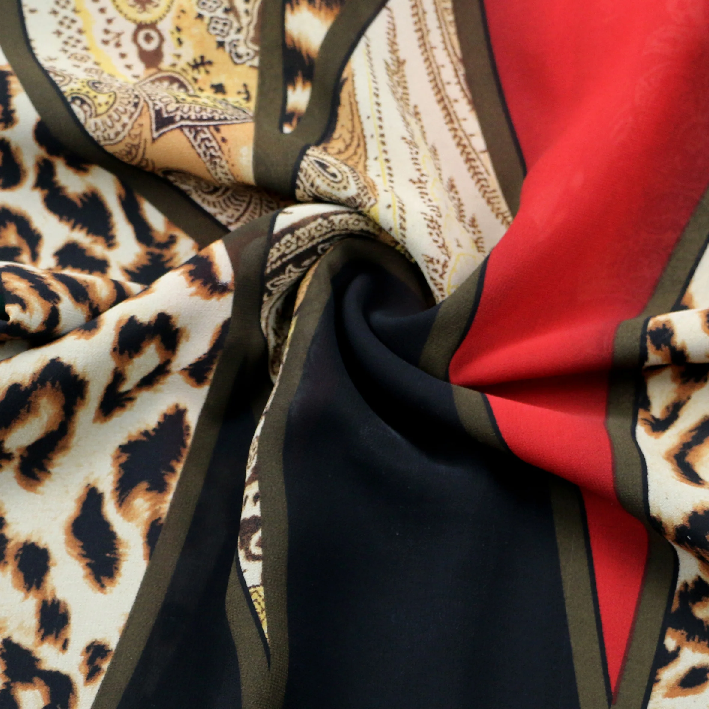 WI-A08 Hot sale leopard pattern 100% polyester georgette chiffon stock printing fabric for abaya