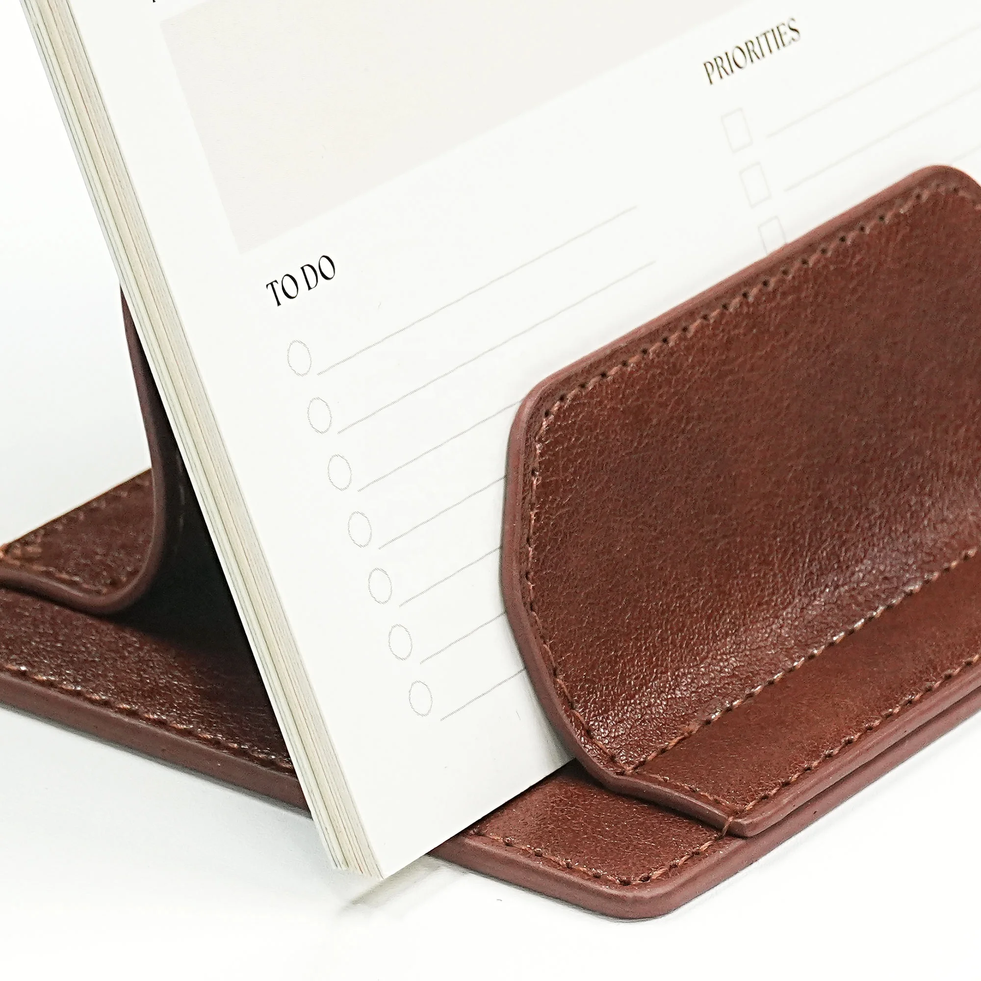 Customized New Design 365 Days Pu Leather Calendar 2025 New Year Gifts Inspirational Christian Planner Desk Calendars For Prayer