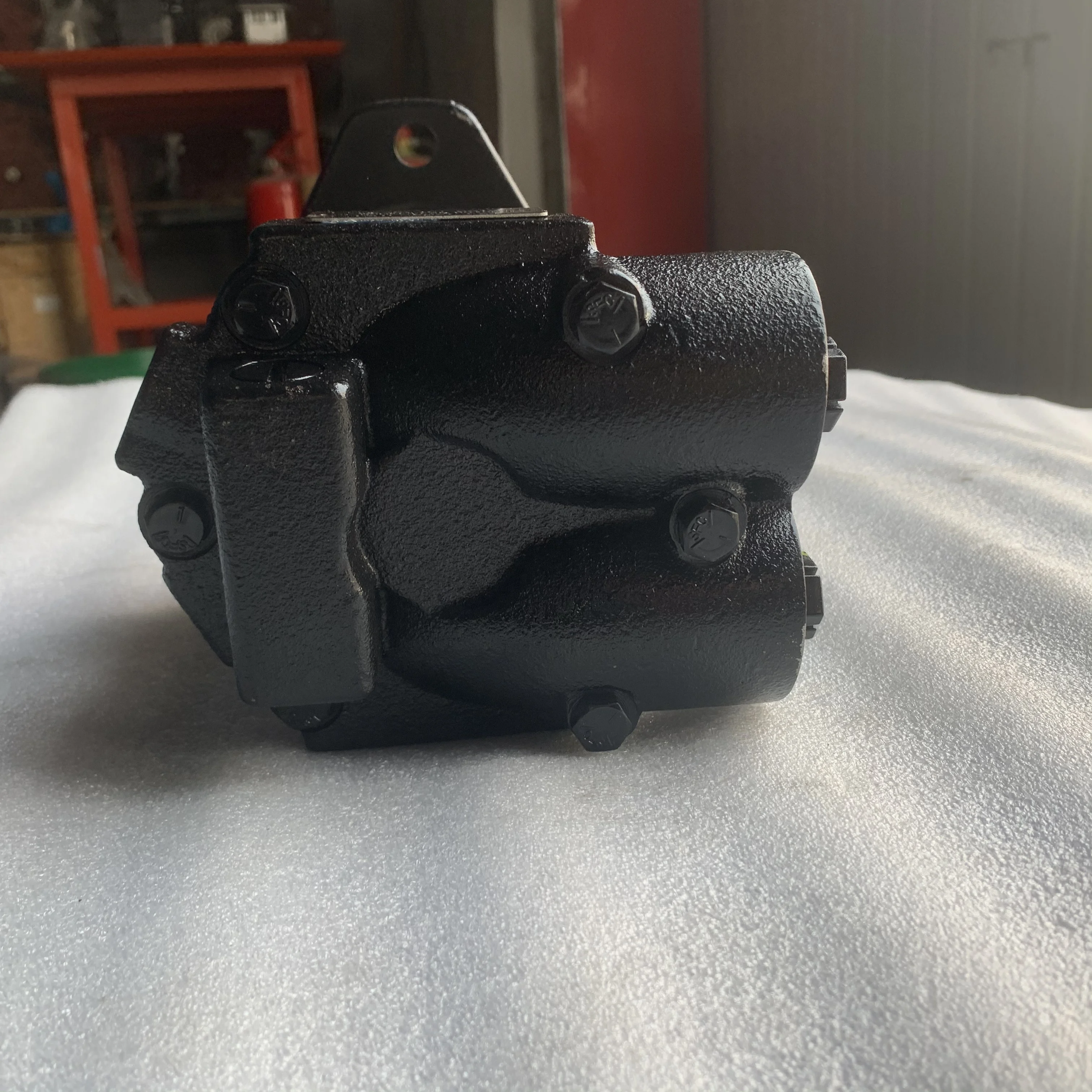 Поршневой насос двигателя вентилятора CAT966G rexroth A10FM45