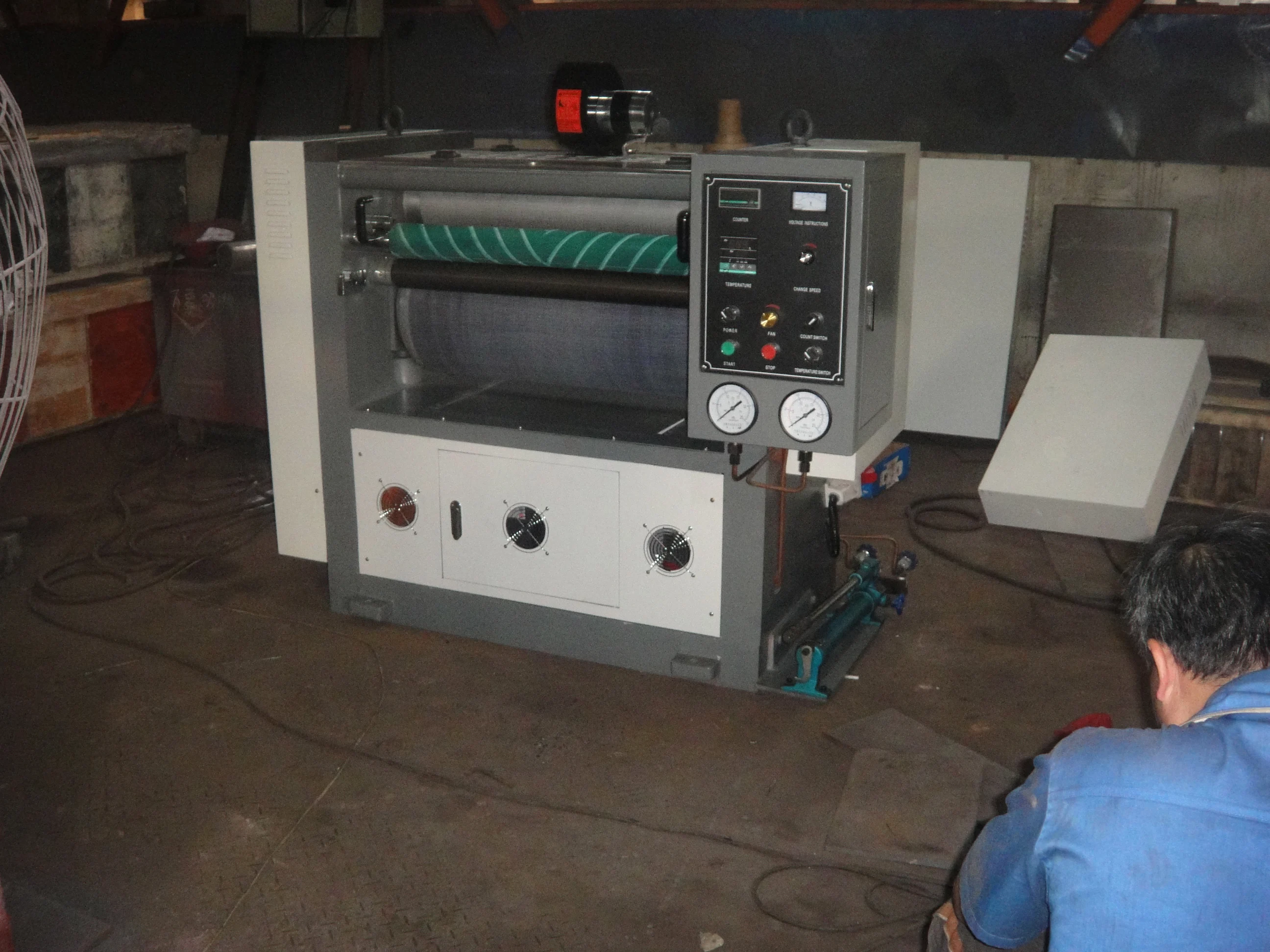 
automatic paper credit card embossing machine 