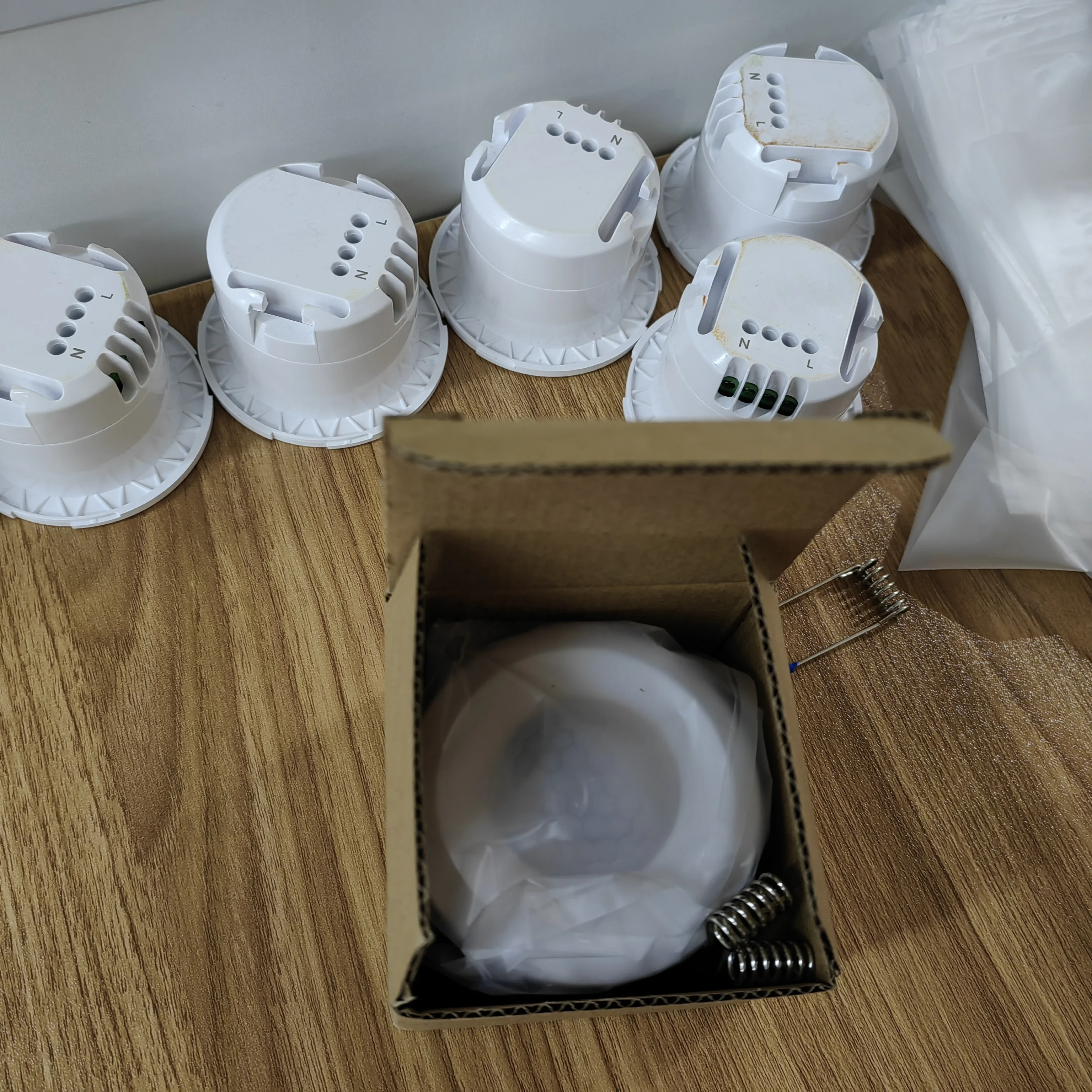 Tuya smart switch tuya pir motion sensor Infrared Human Sensor Movement tuya zigbee pir sensor