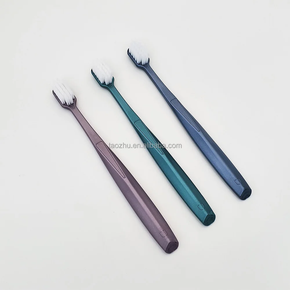 RTS-Square-Bristle-2