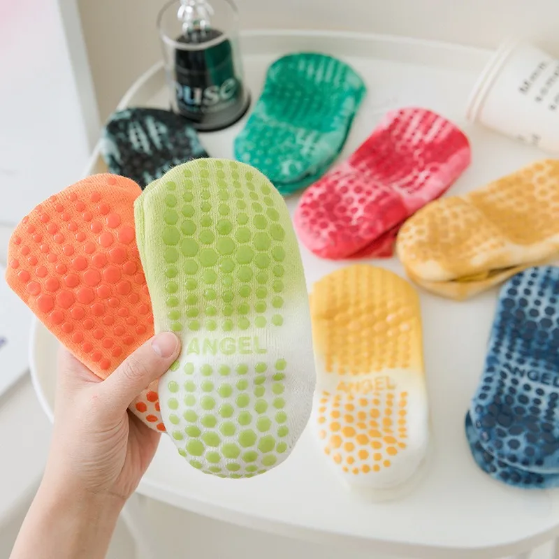 WUYANG FACTORY OEM high quality womens summer tie dye yoga sports gym pilates socks cotton grip socks