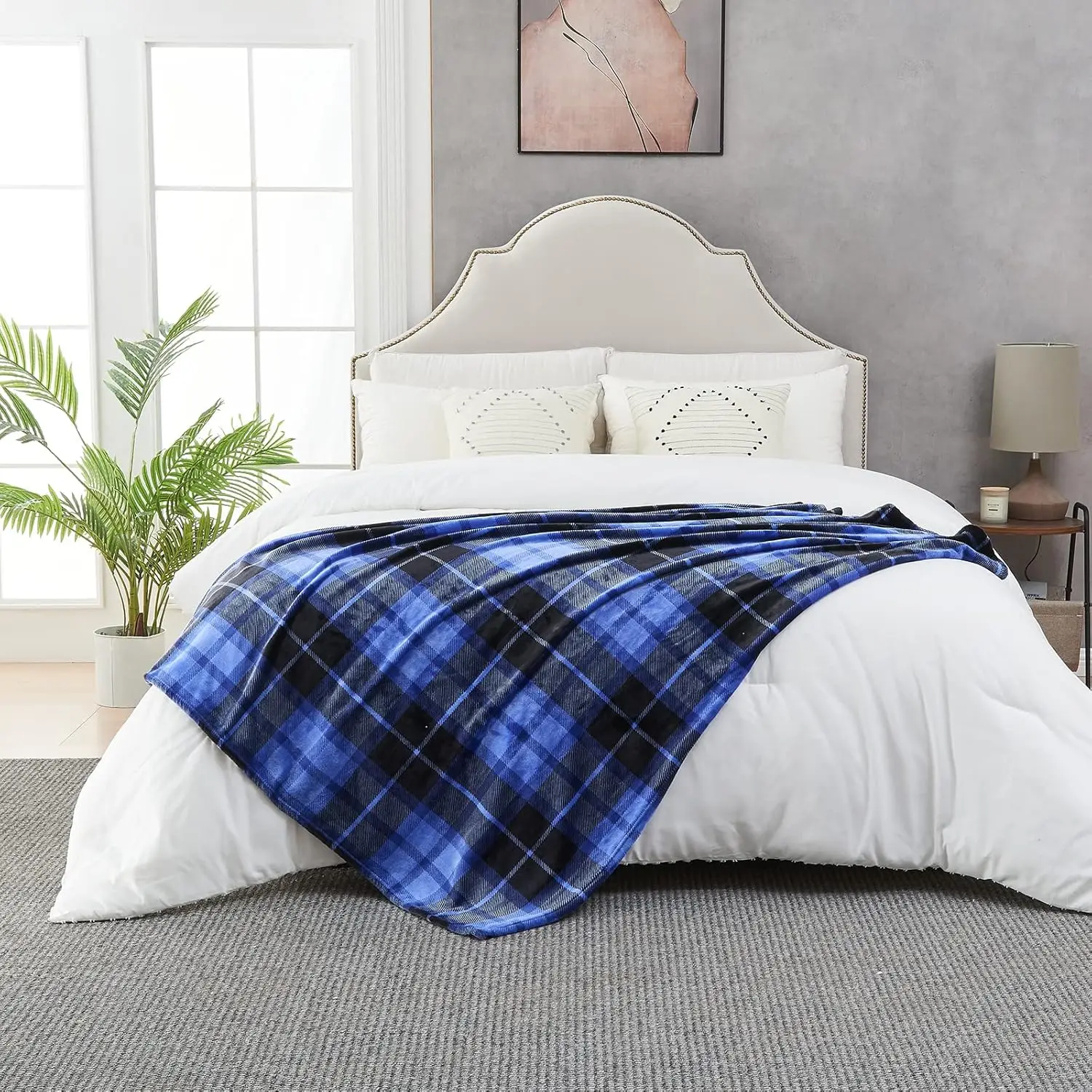 Flannel Fleece Throw Blanket 50 x 60 Inches, All Season Plaid Blue Blanket for Bed, Couch, Car