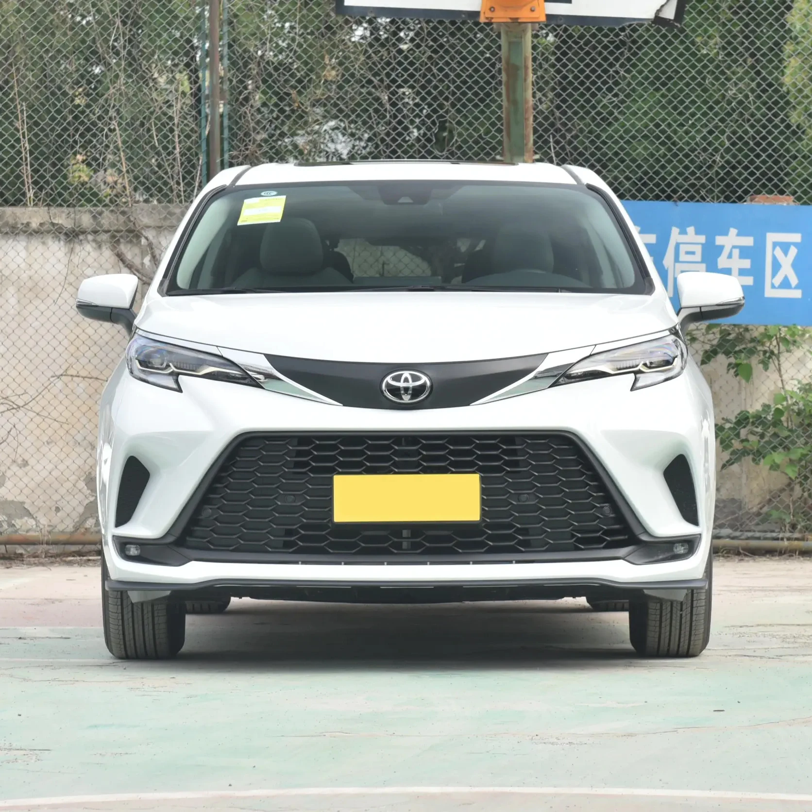 2024 New auto Hot Selling New Cars To yota Vehicles New Design Hybrid Cars In Stock To yota Hybrid Vehicle Granvia