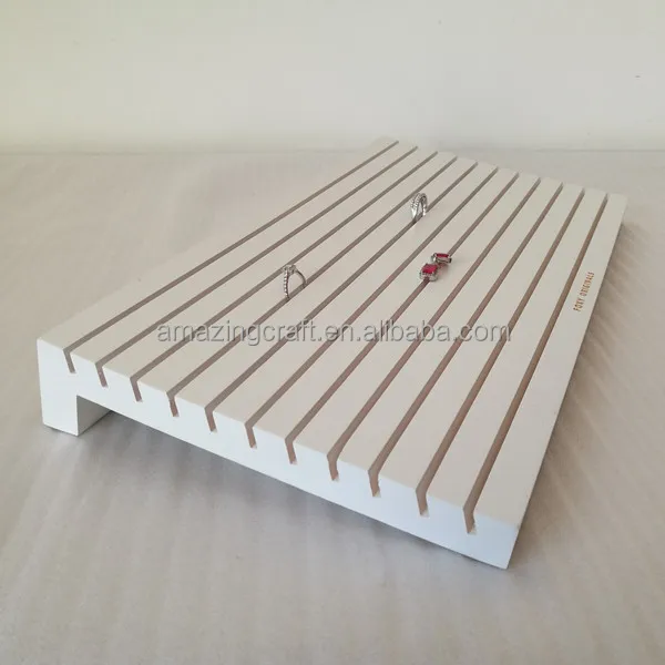 China Professional Pine Wood Organizer Rack Jewelry Display Card Stand White Color