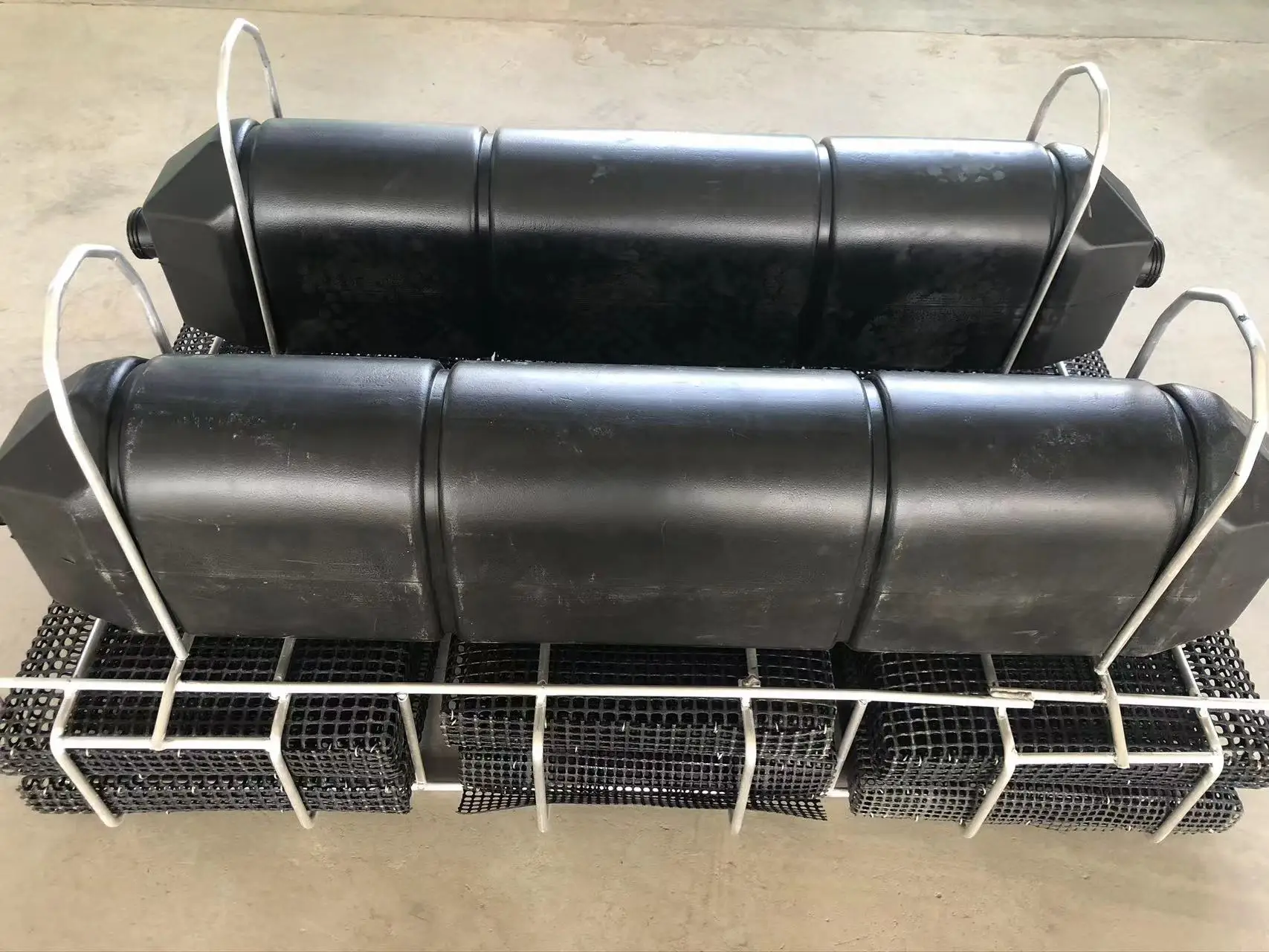 China manufacturer Aluminum Oyster Growing Cage designed for bad weather