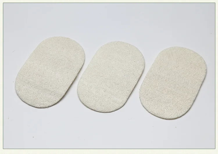 Wholesale Natural Luffa Pads Thin Reusable Body Cleansing Loofah Pads