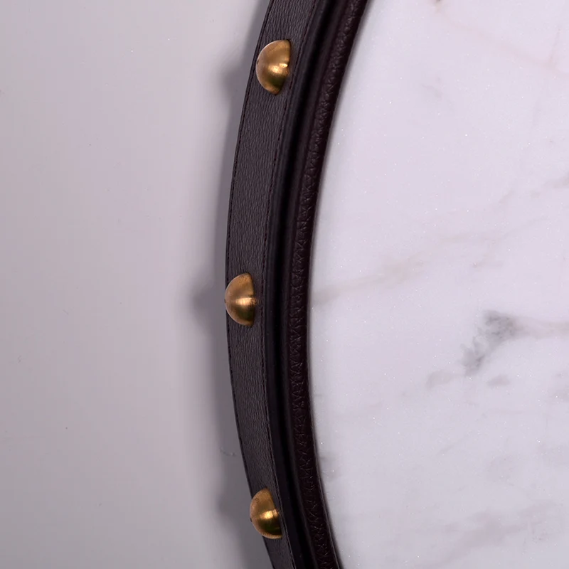 Creative Minimalist Wall Clock for Living Room Modern Simple Fashion Home with Quartz Display Needle Online Celebrity Motive