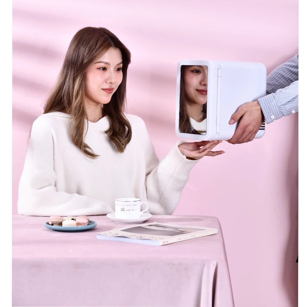 Маленькие холодильники для красоты 8 л 10 мини-автомобильный мини-бар макияжа холодильник косметики с зеркалом Аксессуары