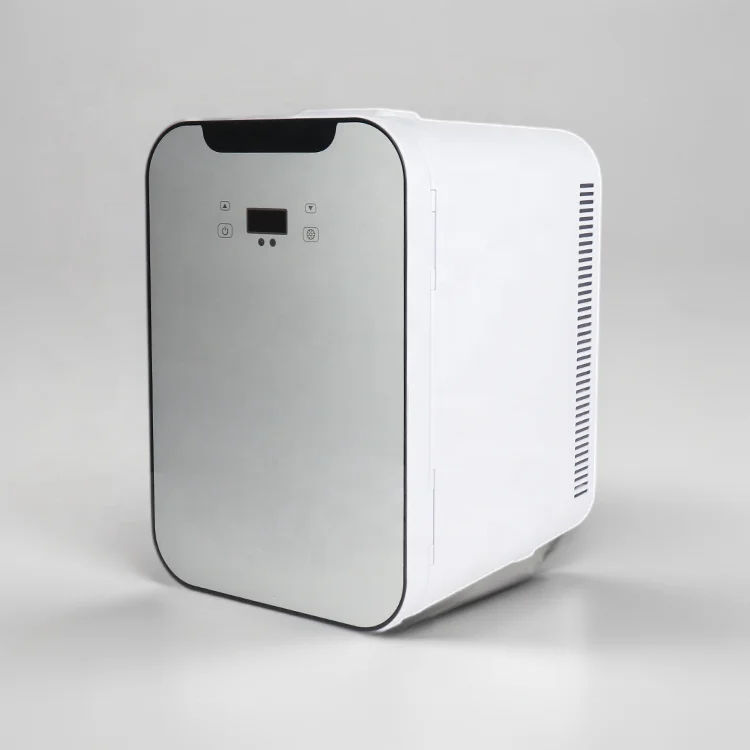 Compact Refrigerator Energy Star Single Door Mini Fridge with Freezer, 18L, silver