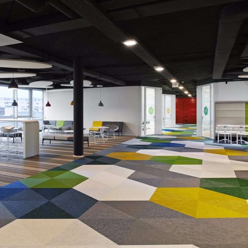 Eco beauty CE Certified Waterproof and Anti Slip PVC Woven Vinyl Carpet Tiles for Office