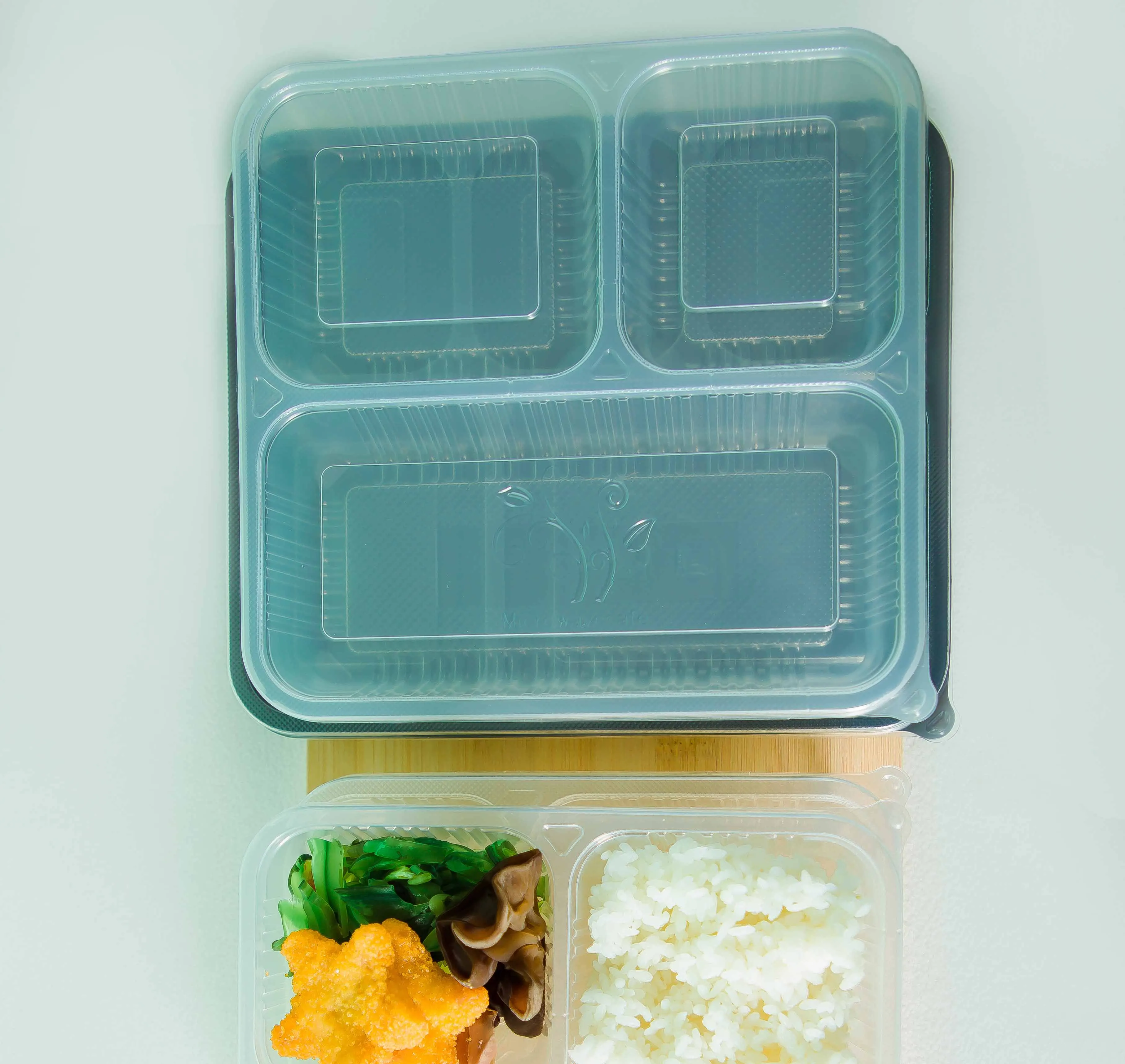 Disposable Plastic Take Away Rectangular Food Container 4 Compartment Lunch Box with dividers for restaurant food packaging