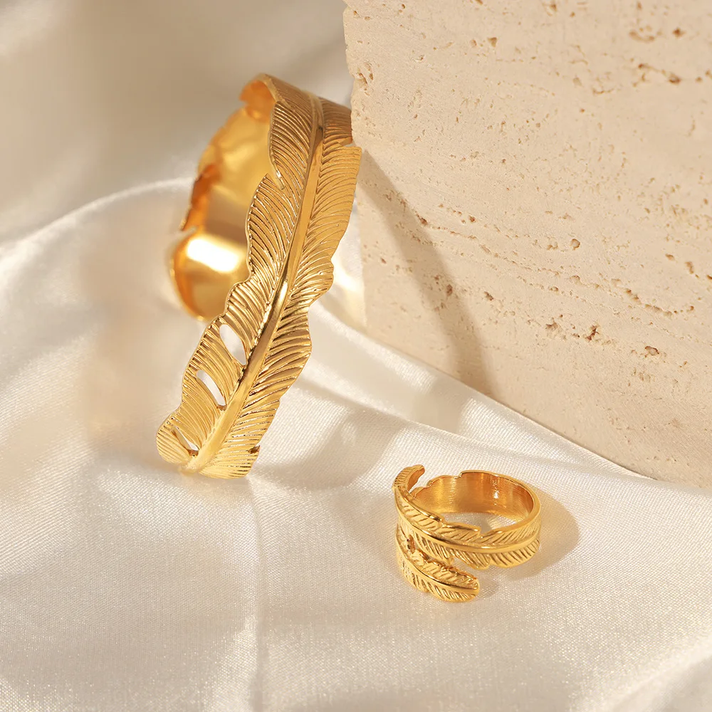 AIZL Neutrality Energy Jewelry Geometric Feather Design Open Bangle Ring Stainless Steel 18K Gold Plated Jewelry Set