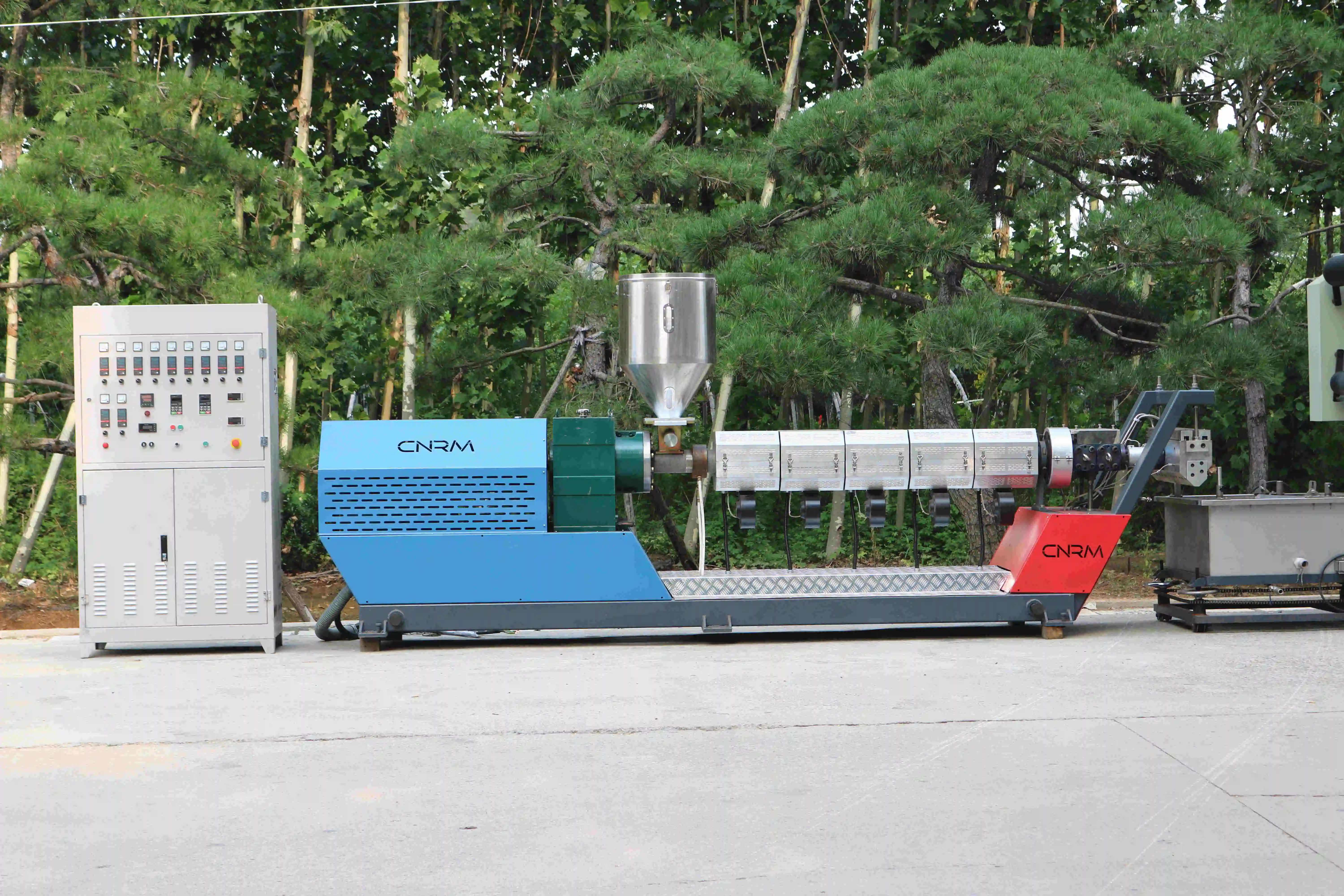 PP RAFFIA EXTRUDER (7)