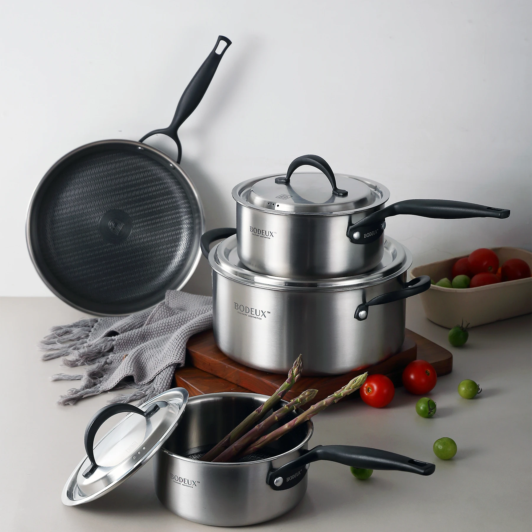 Manufacturer Platinum Series 304 Stainless Steel Platinum Titanium Triply Non Stick Polished Cooking Pots and Pans Set Cookware