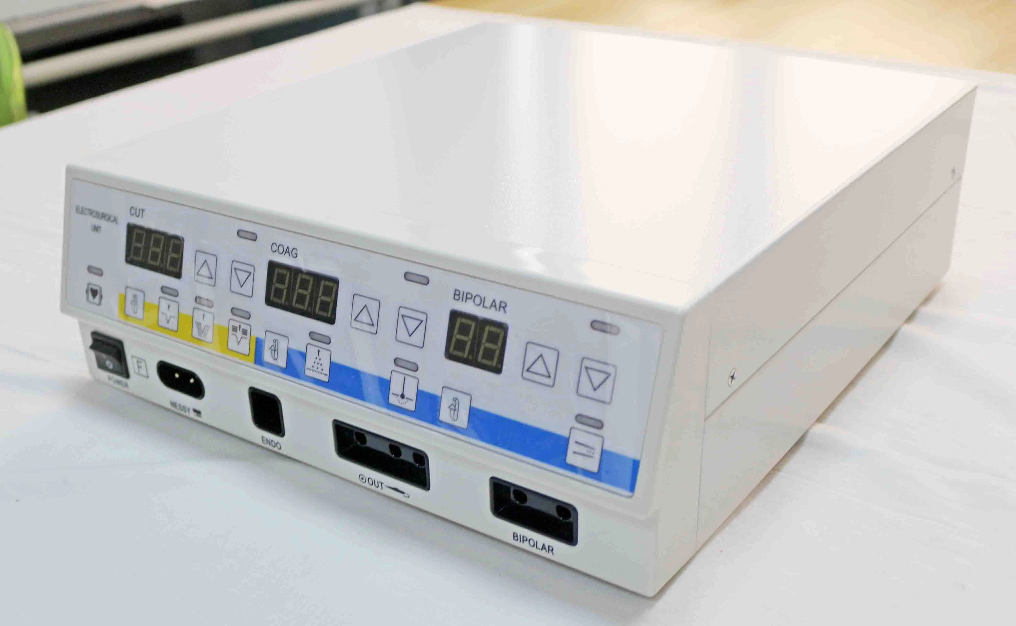 Высокочастотный прижигающий аппарат 300 Вт генератор Esu биполярный портативный для нейрохирургии гинекологии